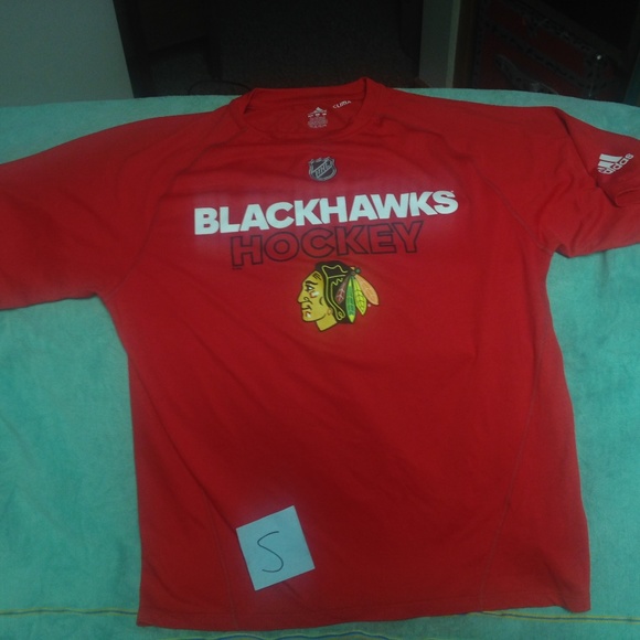 NHL Chicago Blackhawks tshirt - Picture 1 of 1